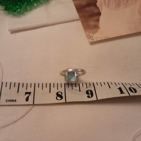 VINTAGE 925 SOLID STERLING, GENUINE 6CT. EMERALD CUT BLUE TOPAZ RING, SIZE 8 - Picture 10 of 17